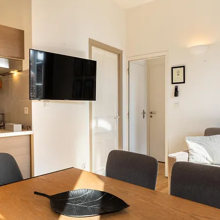Like Gourguillon Vieux-lyon Daire *